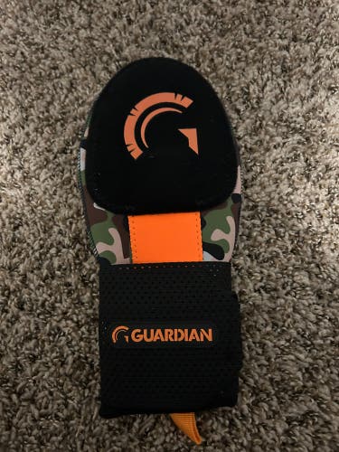 Young Dolph Edition Guardian Sliding Mitt