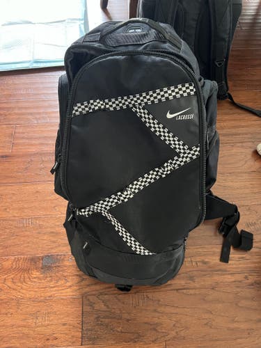 Black Used Large/Extra Large Nike Backpack