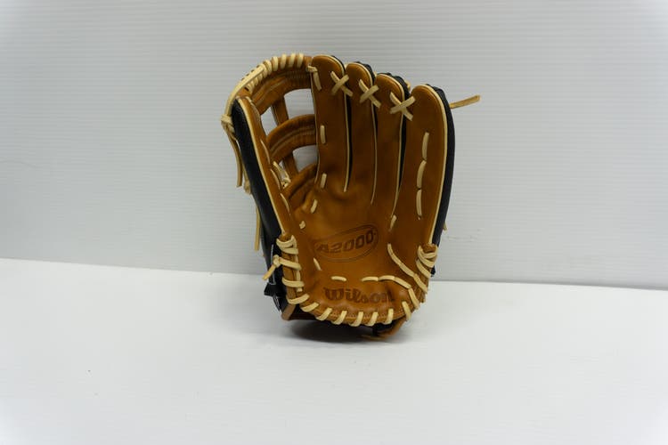 New Right Hand Throw Wilson A2000 Baseball Glove 12.75"