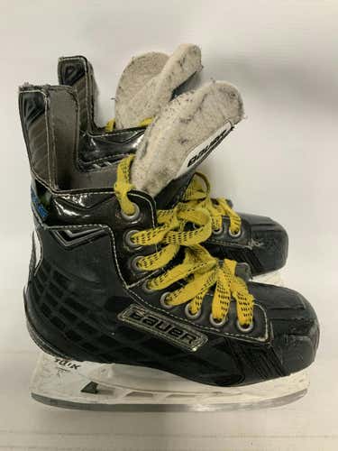Used Bauer Nexus 5000 2ee Junior 02 Ice Hockey Skates