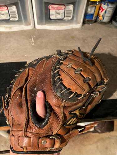 Used Right Hand Throw Prospect Baseball Glove