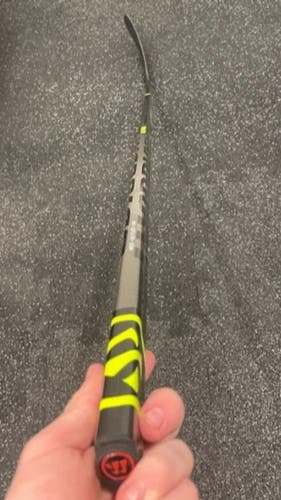 Used Senior Warrior Alpha Lx 20 Right Handed Hockey Stick W03