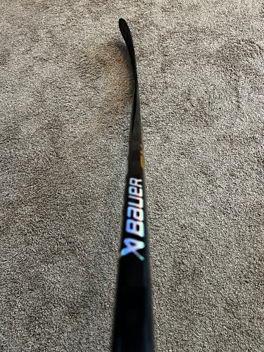 Bauer Nexus Sync 87 Flex P28 RH Hockey Stick