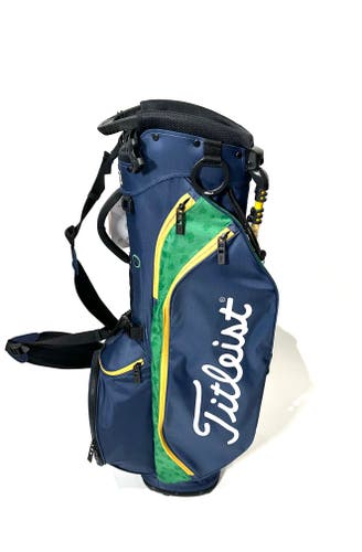 New Titleist Players 4 Carry Bag - Notre Dame