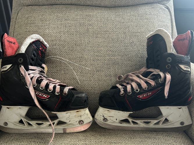 Used Junior CCM Size 3.5 RBZ Hockey Skates