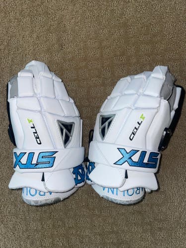 UNC Team Issued STX Cell IV Goalie Gloves