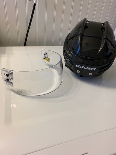 New Medium Bauer IMS 5.0 Helmet + Bauer Pro Straight Visor