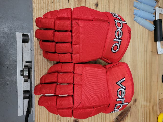 New Verbero Dextra Pro II Gloves 14" Pro Stock