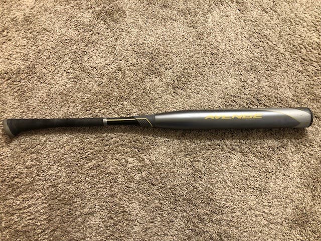 Used 2020 Fastpitch AXE Avenge Bat (-9) Composite 24 oz 33"