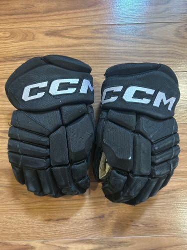 Used  CCM 14" Pro Stock HGJSCHL Gloves