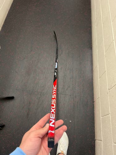 New Senior Bauer Right Handed P88 Pro Stock Nexus Sync Hockey Stick