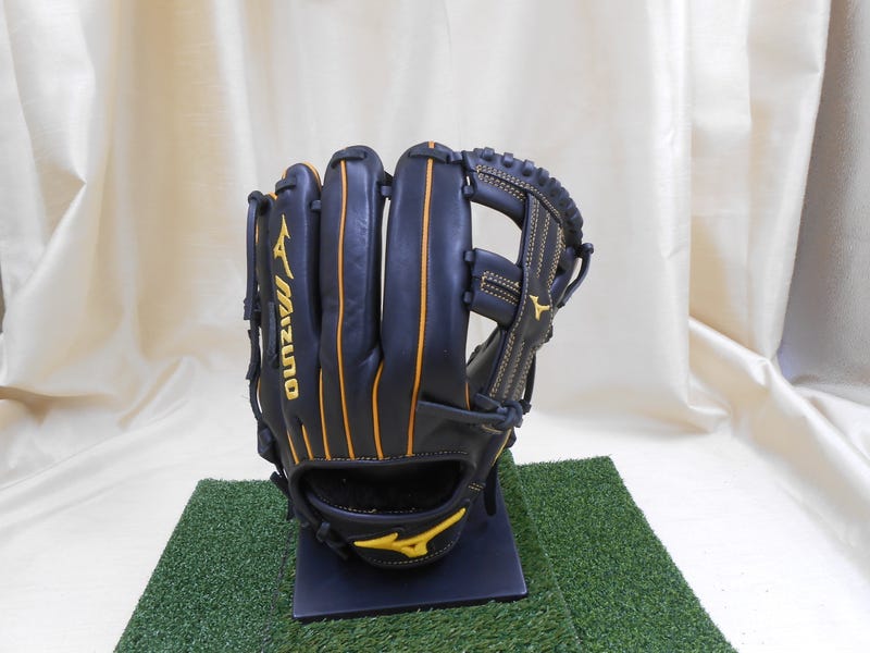 New 2023 Mizuno Pro Select Fernando Tatis, Jr. Model Baseball