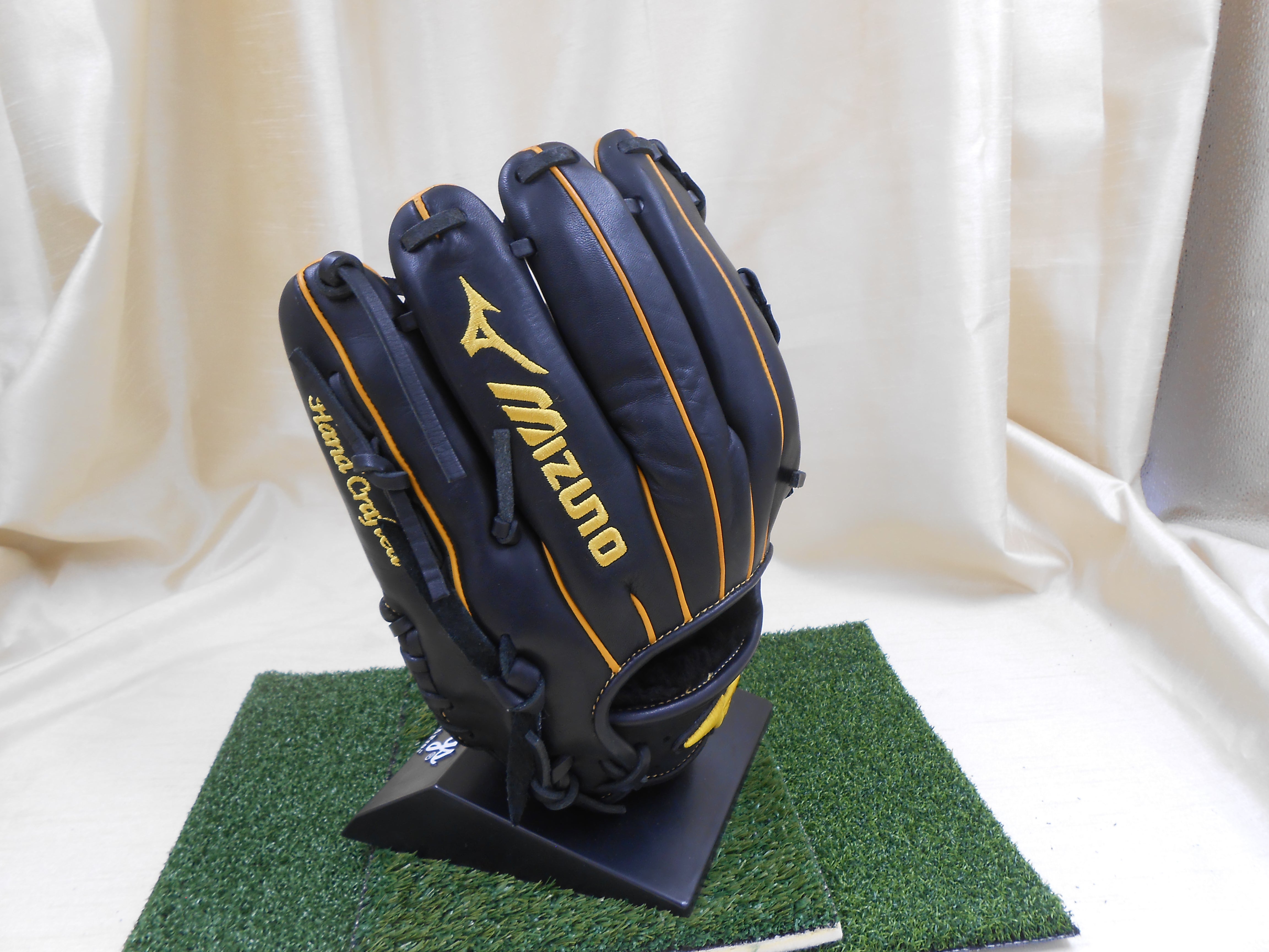 New 2023 Mizuno Pro Select Fernando Tatis, Jr. Model Baseball