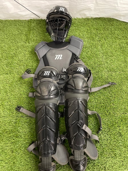 Used Intermediate Marucci Catcher's Set