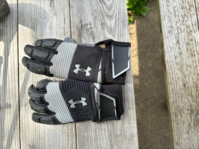 Under Armor Linemen Gloves