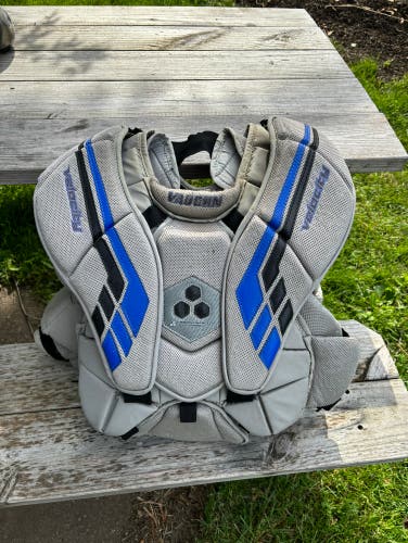 Used  Vaughn Velocity VE8 Pro Goalie Chest Protector