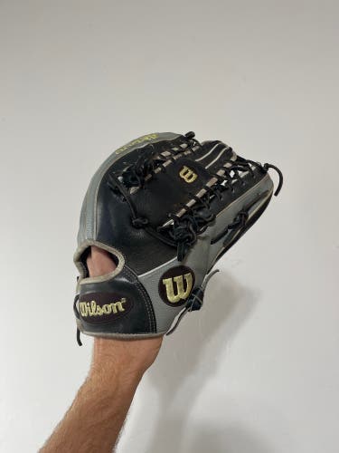 Wilson a2000 ot6 12.75 baseball glove