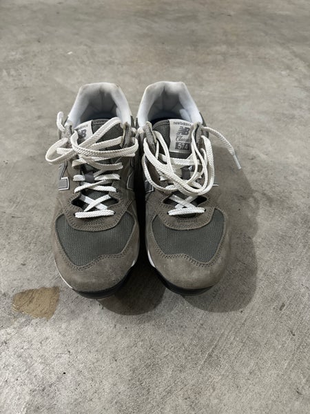 Gray Used Size Men's 10.5 (W 11.5) Adult Men's New Balance Low Top Metal