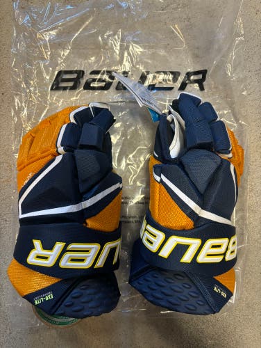 14” Bauer Vapor Hyperlite Gloves