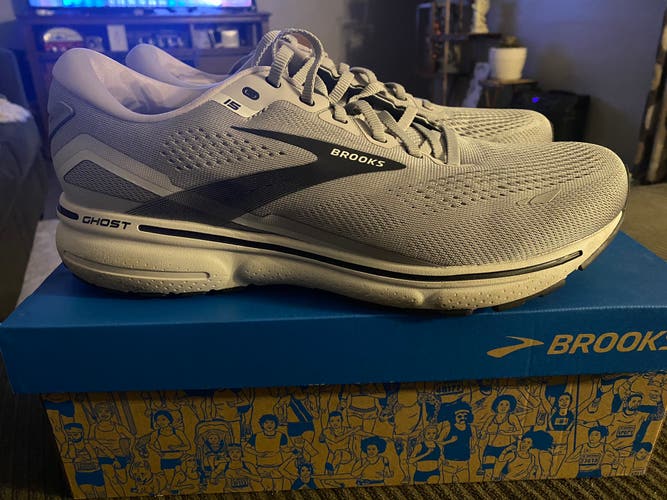Brooks ghost Extra Wide Size 12