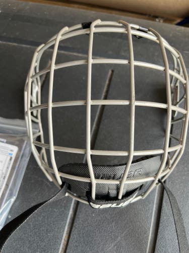 Bauer FM2100 M Ice Hockey Face Mask - Helmet Mask Cage - True Vision