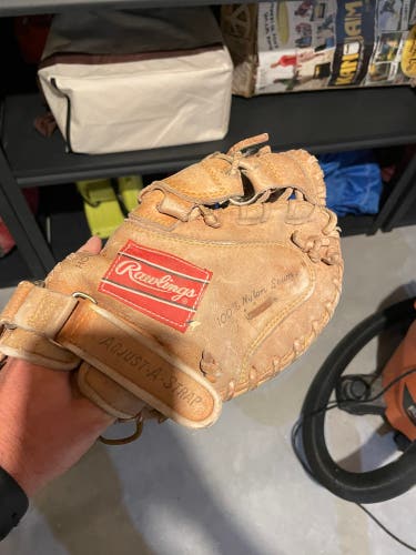 Rawlings 10” catcher’s Mitt