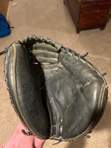 Used  Catcher's Renegade Baseball Glove