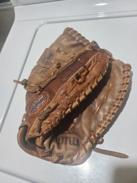 Used Right Hand Throw AMGc175K Nokona Baseball Glove 12"