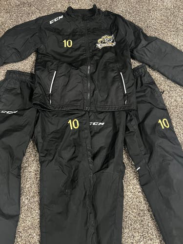 Size small ccm Oakland Kodiaks warm up pants and jacket