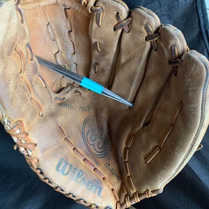 Used Wilson Right Hand Throw A2000 XL Glove