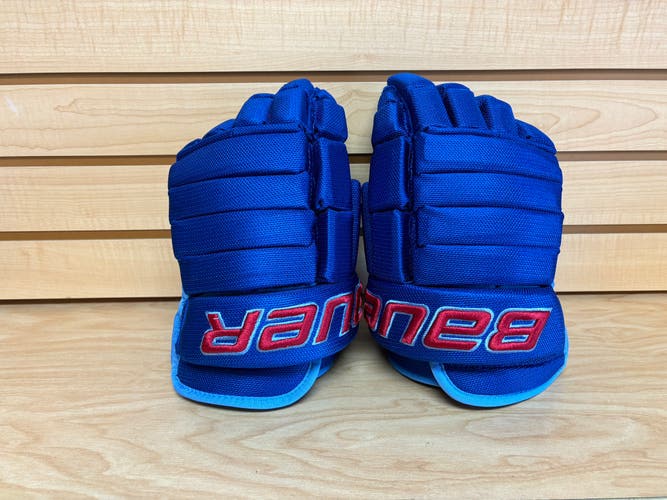 Bauer Pro Series hockey gloves
