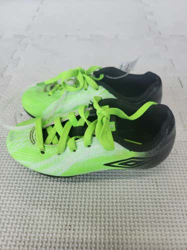 Used Umbro Youth 09.0 Cleat Soccer Outdoor Cleats