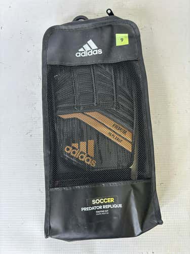 Used Adidas Predator Replique 9 Soccer Goalie Gloves