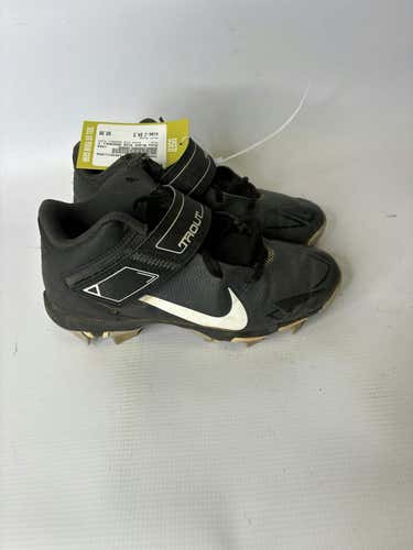 Used Nike Black Nike Baseball Cleat Junior 04.5 Baseball And Softball Cleats