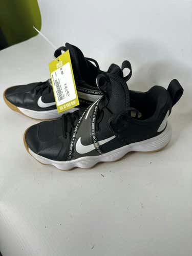 Used Nike Youth 07.0 Volleyball Shoes