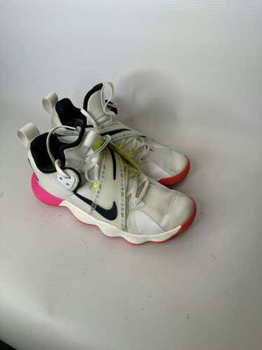 Used Nike Youth 08.0 Volleyball Shoes