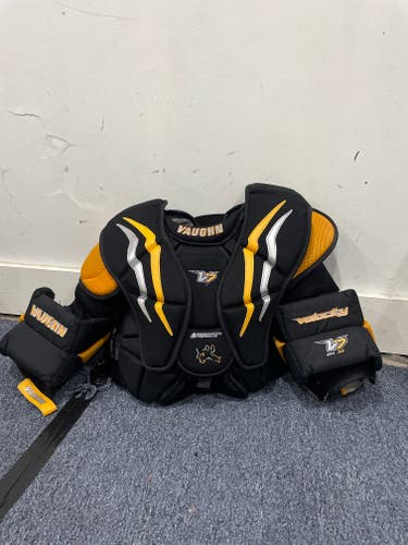 Used Small Vaughn Velocity V7 Goalie Chest Protector