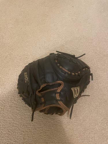 Used  Catcher's 33.5" A2000 Baseball Glove