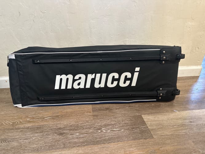Marucci wheeling duffel bag