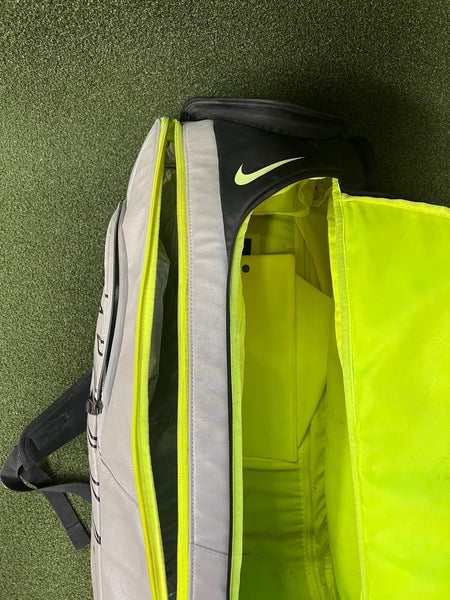 Nike Tennis Bag (1124) SidelineSwap Buy and Sell on SidelineSwap
