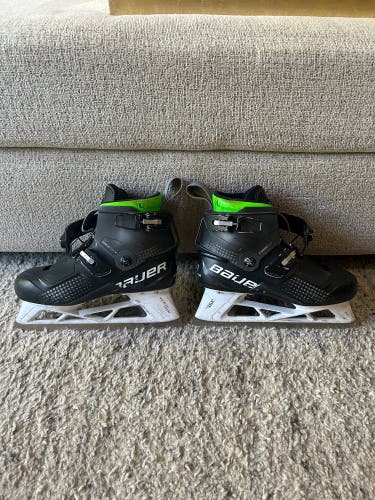 Used Senior Bauer Regular Width 7 Konekt Hockey Goalie Skates