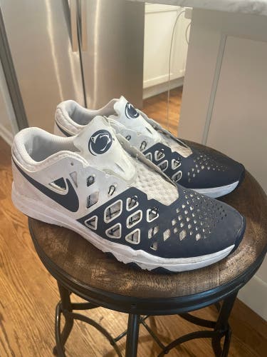 Nike Penn State sneakers Size 11