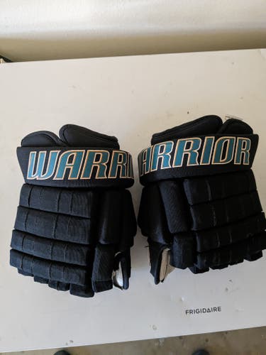 Havlat MIC Sharks Warrior Franchise Gloves Pro Stock