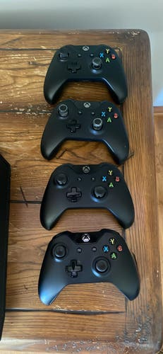 Wireless Xbox Controllers