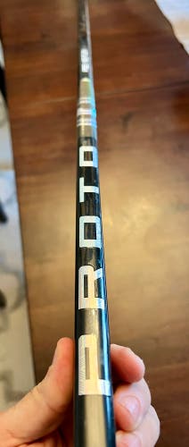 New BAUER PROTO R Right Handed 65 Flex P 92