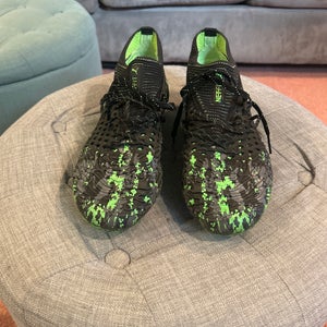 Black Used Men's Puma Molded Cleats Future Cleats