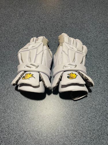 True Lacrosse Zerolyte Brockport gloves