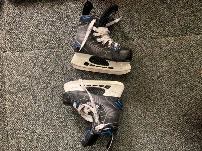 Bauer Nexus 6000 Hockey Skates Youth 13
