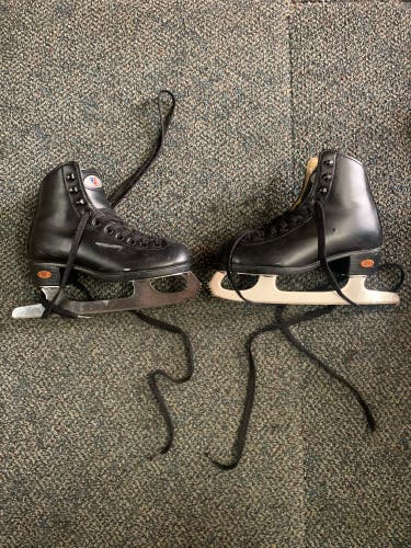 Riedell Figure Skates Size 1