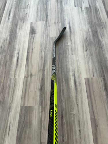 New Warrior Right Handed Alpha LX2 85 Flex Hockey Stick